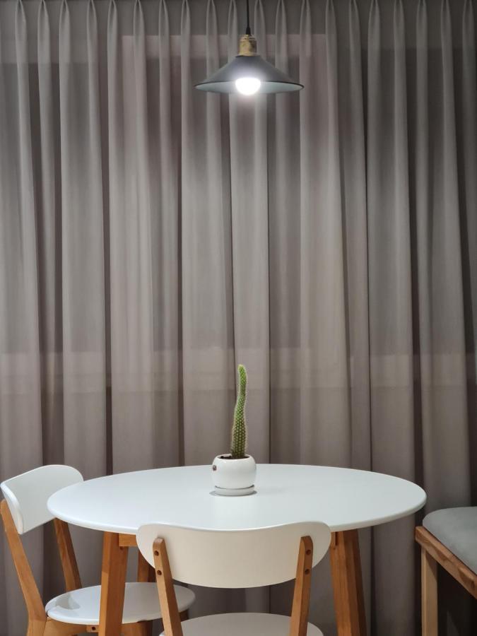 Tam Serviced Studio Apartment Myslym Shyri No1 تيرانا المظهر الخارجي الصورة